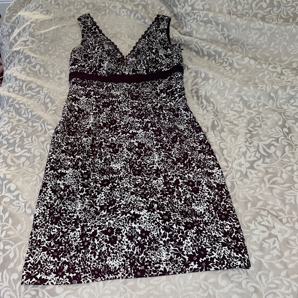 Dress barn | Dress